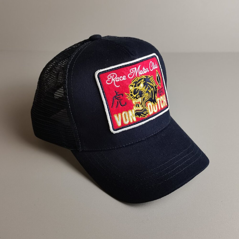 Almost new Von Dutch women's classic fashion trucker hat - Picture 3 of 6